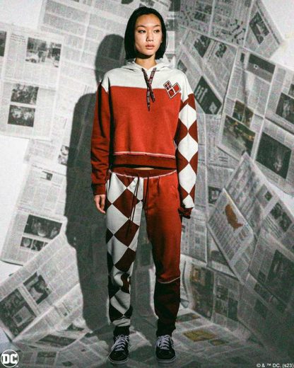 Mad Love Color Block Cropped Hoodie - Image 10
