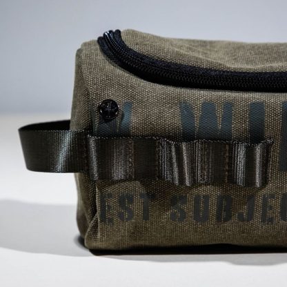 Deadpool Barrel Dopp Kit - Image 7